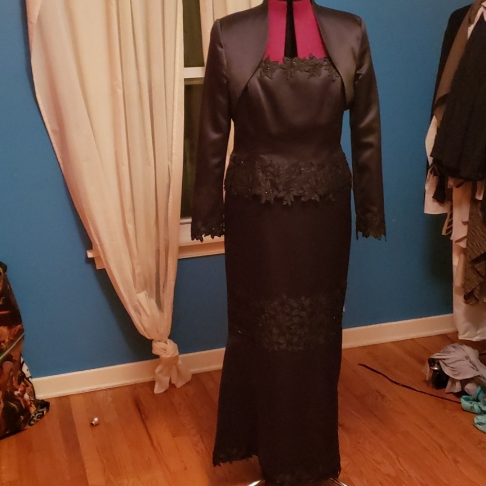 Junnie Leigh sz12 Long Black Dress with Bolero